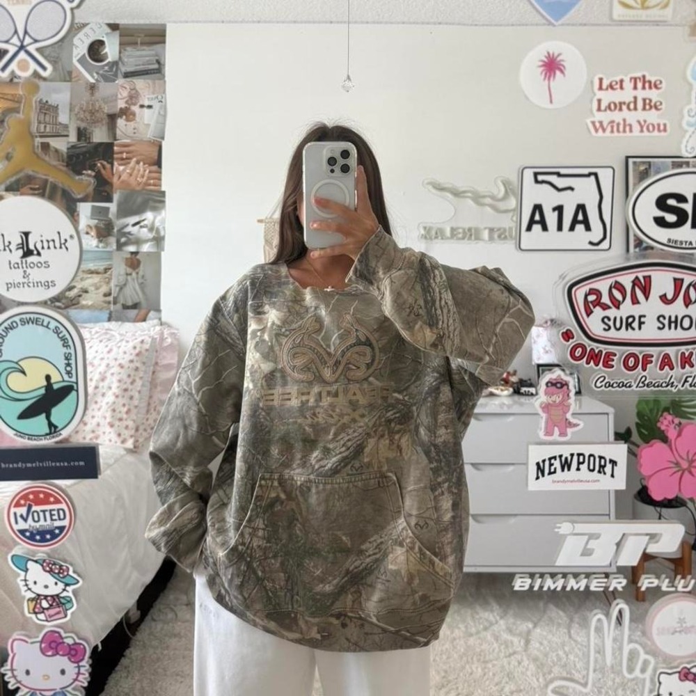 camo real tree off the shoulder crewneck sweatshirt